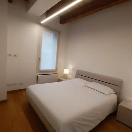 Residenza Della Samaritana Гостевой дом Верона