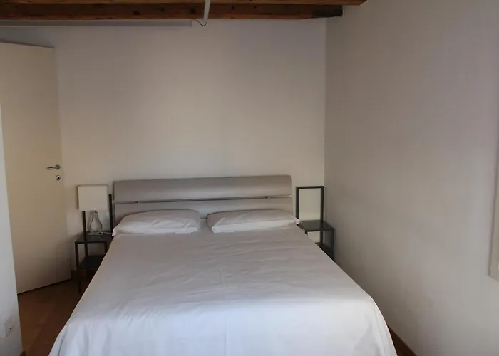 Residenza Della Samaritana Pensionat 4*