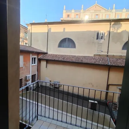 Residenza Della Samaritana בית הארחה