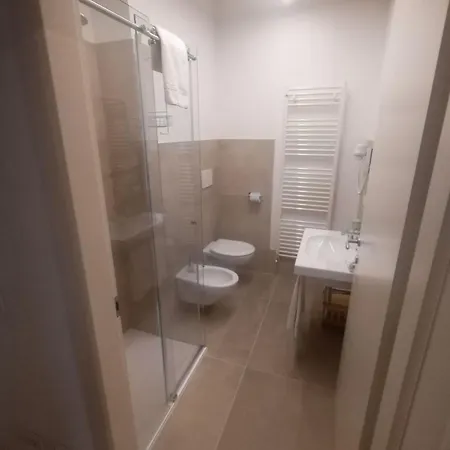 Residenza Della Samaritana בית הארחה 4*