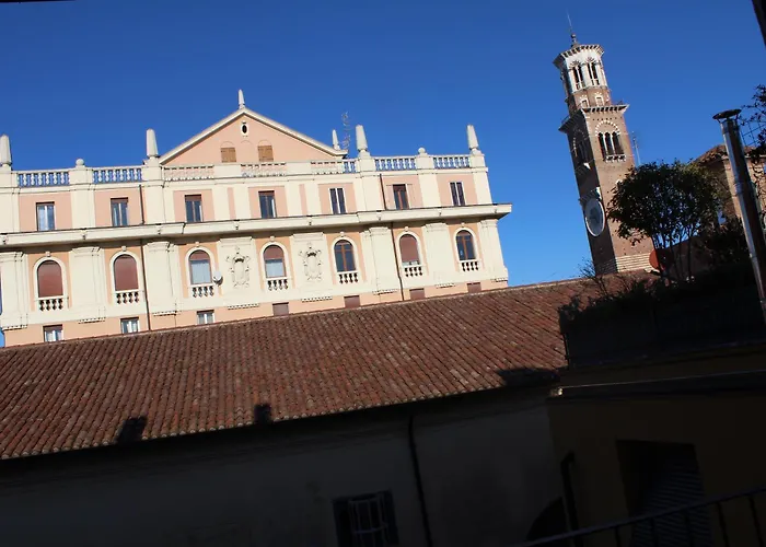 Residenza Della Samaritana 4* فيرونا